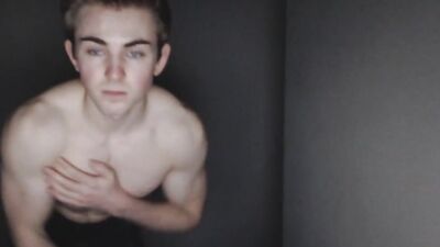 LukeAdamsHire@outlook.com Muscle Flex & Webcam Requests for &pound;$