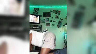 Darius Jacks and Shows Sweet Black Hole