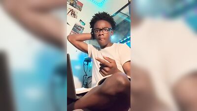 Darius Jacks and Shows Sweet Black Hole