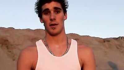 (10.3.) You love walking sex