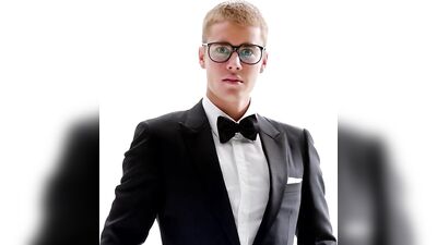 Justin Bieber "Unlimited Moves"