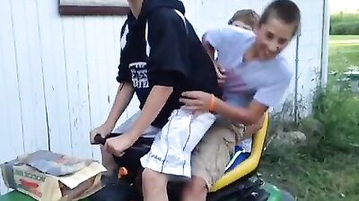 Bet lad got bonner in middle