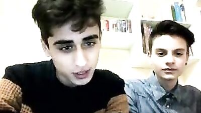 2 Italian Cute Friends Shows Their Hot Ass 1st Time On Cam