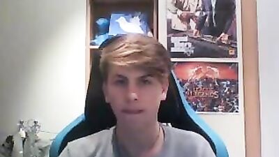 Spanish Cutie Cums On Cam, Smooth Round Ass And Nice Cock