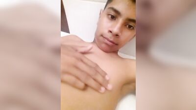 Ang ra My friends send me hot photos 18 years