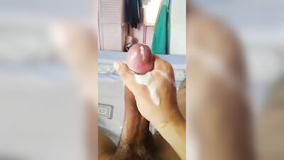 Thick cream for degustation