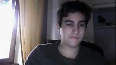 Italian Cutie,Round Ass On Doggie And Big Cock On Cam