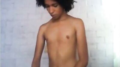 Plug & Jerk Boys Gay Porn