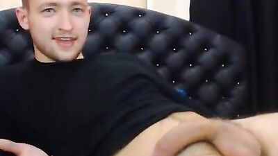 Handsome hottie masturbating on cam
