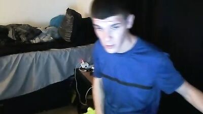 Boy jerking on webcams- more @ Gayboy.ca