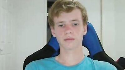 Hot British Boy Shows Off His Sexy Ass - more @ Gayboy.ca