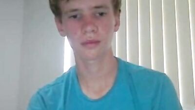 Hot British Boy Shows Off His Sexy Ass - more @ Gayboy.ca