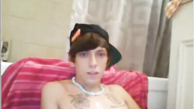 Cali moves his carrot all smooth for his little rabbit