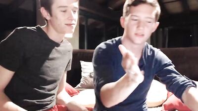 2 young student masturbate