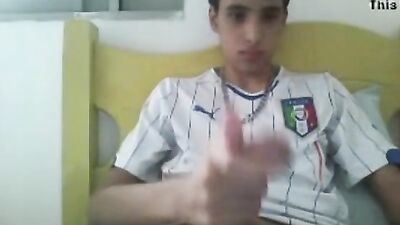 Italian masturbation on cam