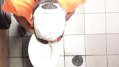 Urinal Spy-01