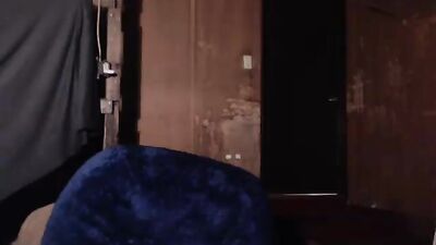 Fit guy jerks on cam - more @ Gayboy.ca