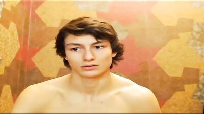 Naked Naibot Shows All....