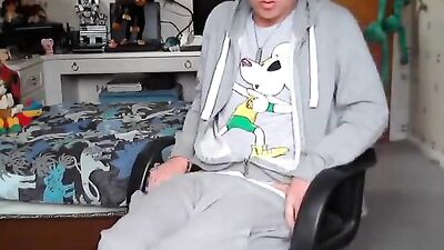 Twink blows load in underware