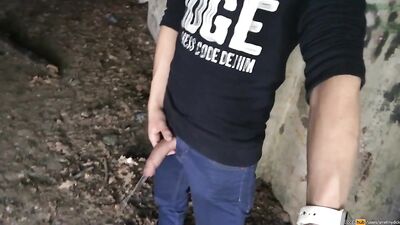 Goodbye taboo - Peeing boys are horny