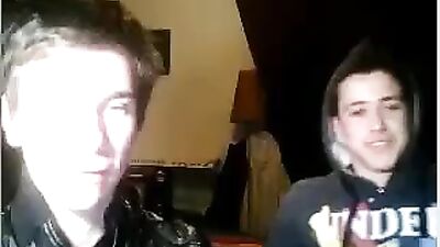 2 str8 boys wank on cam