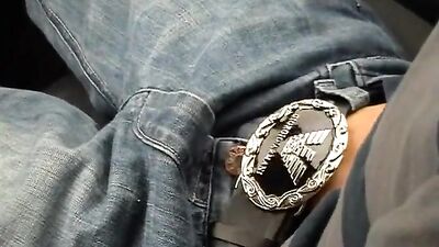 Twink blow job in the car