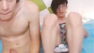 Cam 61575 - more @ Gayboy.ca