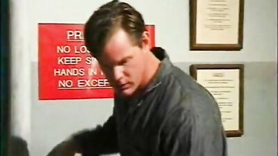 Screwin the screw 480p