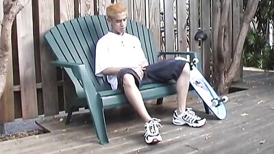 Asian twink derek rei beating off