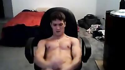 Hot Williams needs a cock in his mouth - more @ Gayboy.ca