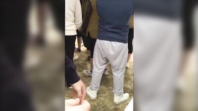 Pantsed in public lol