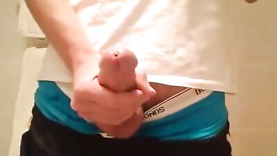 Boy wank 13