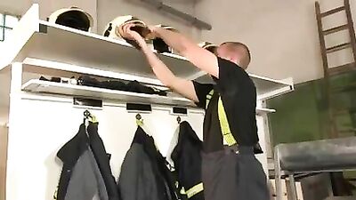 Twink Gets Banged BB By A Monster Cock