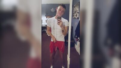 Unleashing Hung Italian Stallion: Non-stop Action and Flashes