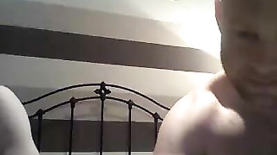 Young Cumshots Web-Cam: Exploring the World of Amateur Gay Porn