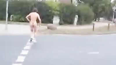 Berlin Streaker: Public Fetish Fun in the City!