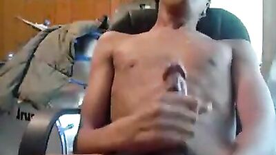 Gay Amateurs Cumming in Handjobs! - Cam 6997