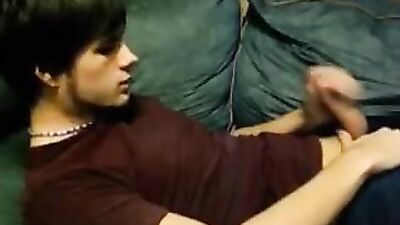 Creaming with Fresh Amateurs: Shaking His Creamer!