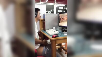 Cyber Cafe Cum Shots: Asian Amateurs Get Jerked!
