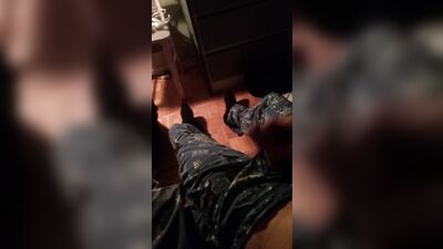 Jeacute;jacule la nuit - Foot Fetish