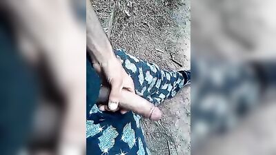 Outdoor Jacking Delight - Dude Jacks Off Near Park!