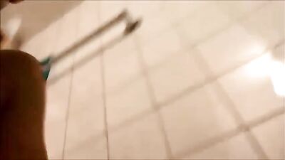 Young and Lustful: Exploring Amateur Webcam Desires