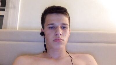 Cumming with Brayden Boys: Amateur Solo Web-Cam Porn