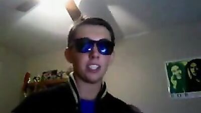 Gay Porn: Straight Boys Swap Blowjobs for Girls Pleasure!