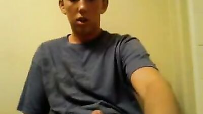 Gay Porn: Straight Boys Swap Blowjobs for Girls Pleasure!