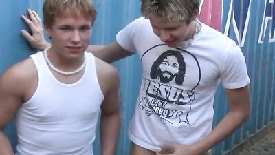 Outside Fucking: Action in Public!