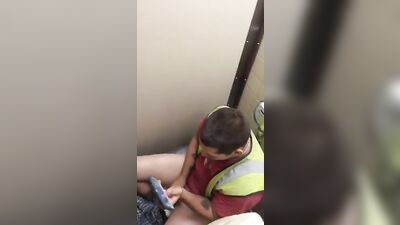 Cam 7181: Amateur Cum Shots & Handjobs! - The Ultimate Gay Porn Experience