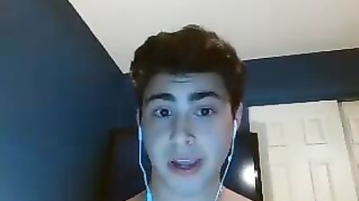 Young Cool Solo Boy Web-Cam Masturbation and Cum - Amateur Solo Gay Porn Video!