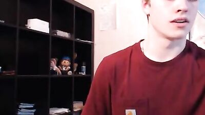 Striptease & Masturbation: A Webcam Amateurs Sexy Show!