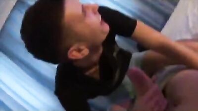 College Frat Bareback Boys: Drunk Students and Fun